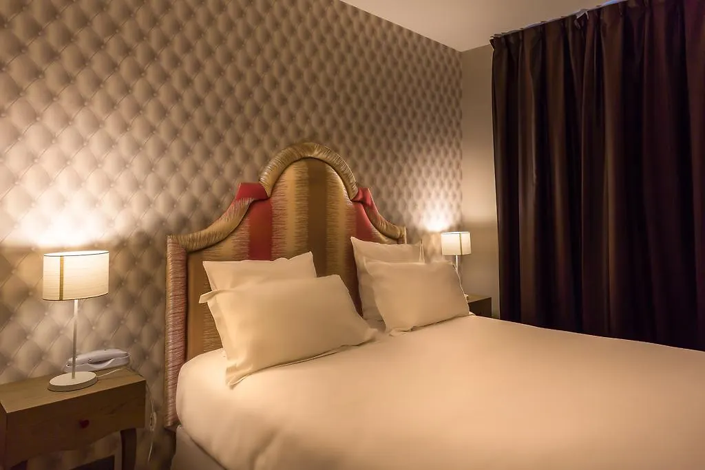 Hotel La Parizienne 3*