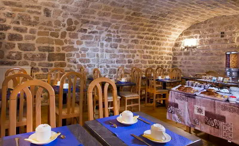 Hotel La Parizienne